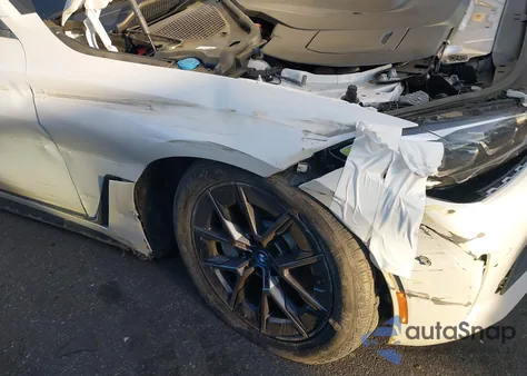 2024 BMW I4 Edrive35 из США, поврежденный, VIN WBY43AW08RFT12002